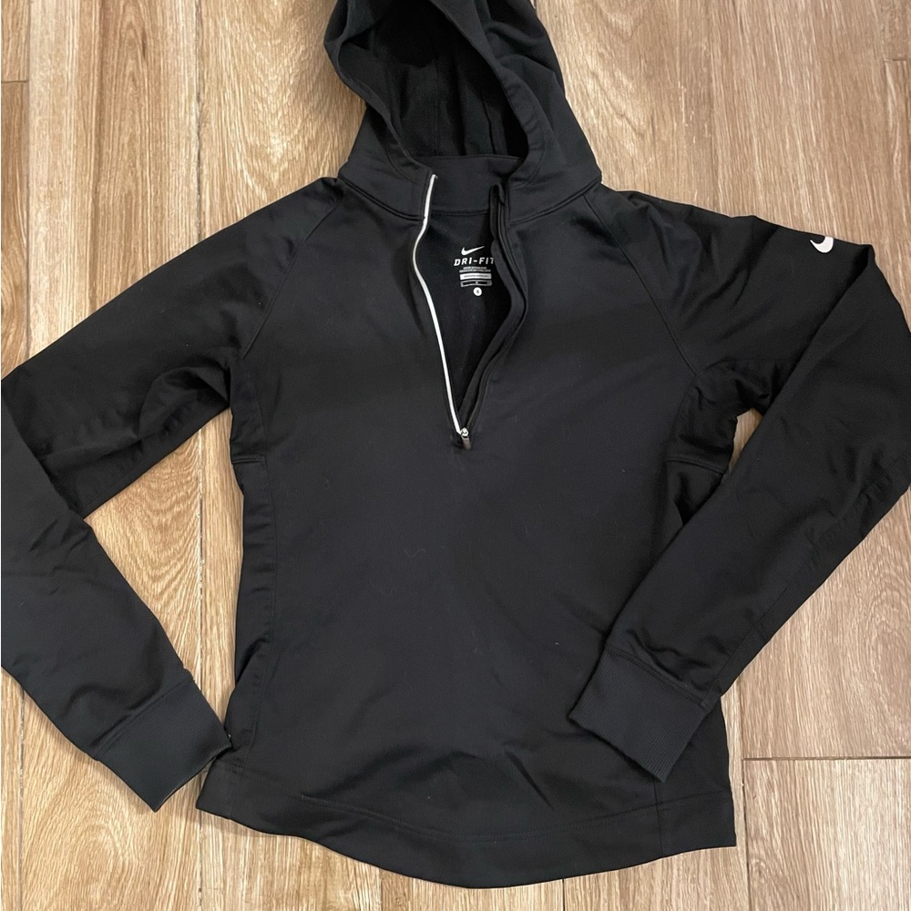 Nike 1/4 hoodie with thumb holes